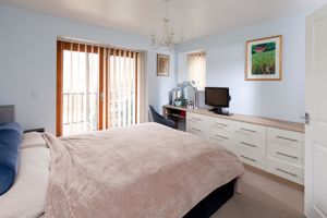 Bedroom- click for photo gallery